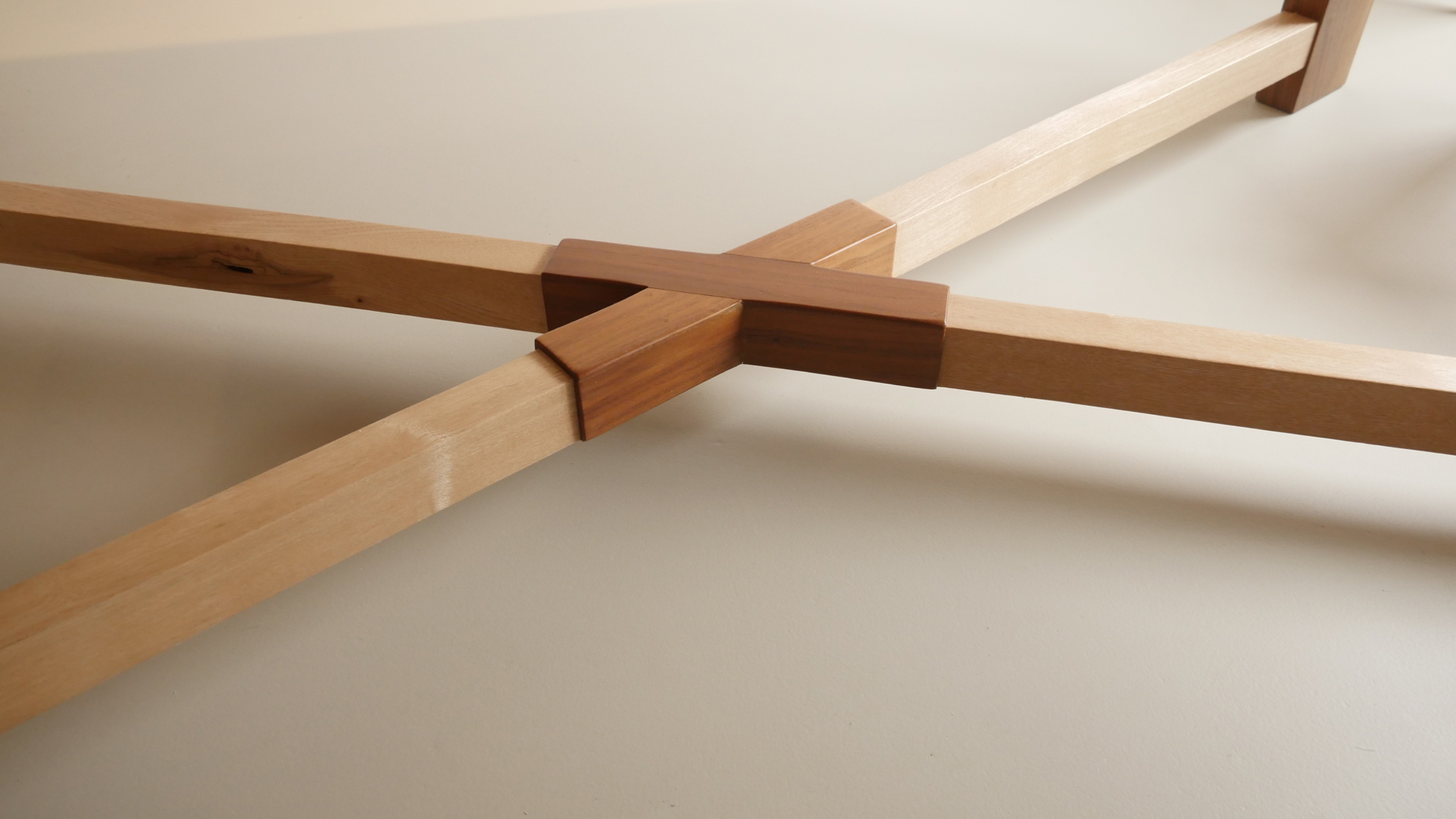 Mesa de comedor - Unai Beltrán